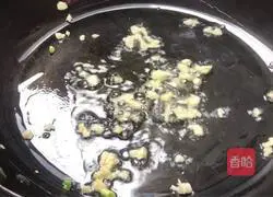 Illustration of how to make home-baked rice noodles 4