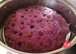 Illustration of how to make purple sweet potato cake 6
