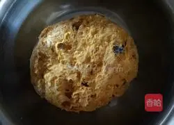 Illustration of how to make pumpkin and jujube hair cake 3