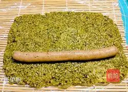 Illustration of how to make colorful rice balls 9