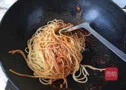 Illustration of how to make spaghetti bolognese 3