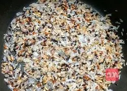 Seven-color brown rice and sweet potato porridge Practice illustration 4