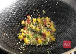 Pumpkin macaroni cooked with soy milk—rich and full recipe illustration 6