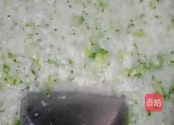 Illustration of how to make broccoli baby food supplement 5