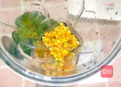 Illustration of how to make corn soup for baby food supplement 2