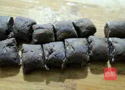 Illustration of how to make cartoon pig Lantern Festival 7