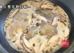 Illustration of how to make rice noodles with mushrooms and chicken 6