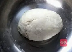 Illustration of how to make three fresh pot stickers 7