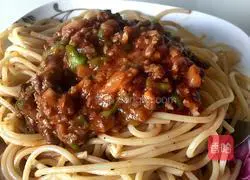 Illustration of Italian Tomato Bolognese Spaghetti 5