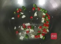 Illustration of how to make spicy and sour seafood rice noodles 15
