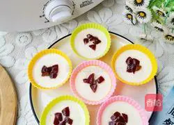 Illustration of how to make milky red date glutinous rice cake 5