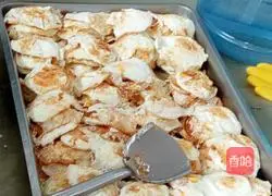 Illustration of how to make Chinese hamburgers 4