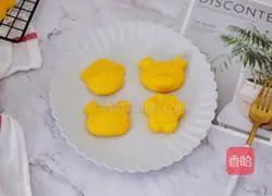 Pumpkin Steamed Cake Recipe Illustration 12