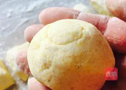 Illustration of how to make corn steamed buns 12