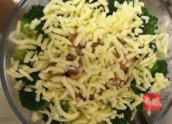 Illustration of how to make shrimp baked rice 11