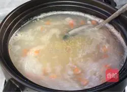 Illustration of how to make millet porridge with green vegetables and dried shrimps 6