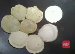 Illustration of how to make leek and egg box 11