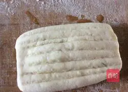 Illustration of how to make pepper rolls 8