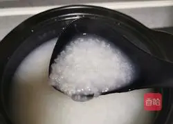 Illustration of how to make preserved egg and lean meat porridge 11