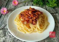 Illustration of how to make spaghetti bolognese 12