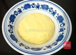 Illustration of homemade hair cake 5