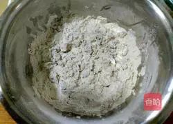 Illustration of how to make black rice cake 5