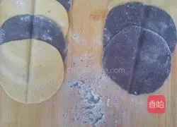 Illustration of how to make rose rolls 11