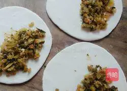 Illustration of making sauerkraut box 4