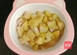 Illustration of how to make chestnut and red date double rice porridge 3