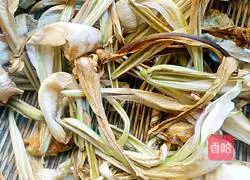 Lily Roll Recipe Illustration 2