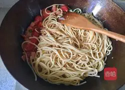Illustration of how to make cherry tomatoes and bacon pasta 12