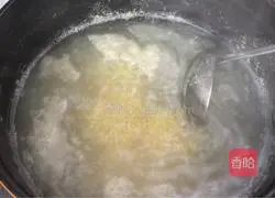 Illustration of how to make pig blood millet porridge 4
