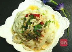 Illustration of how to make cold noodles with shredded chicken 9