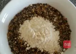 Illustration of making homemade black sesame yuanxiao 6 