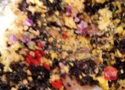 Illustration of how to make Wuhua Wotou 5