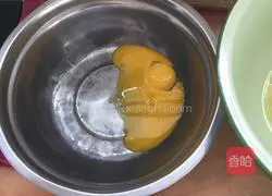 Illustration of making homemade thousand-layer sugar-free and oil-free cake box 2