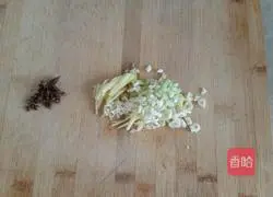 Illustration of how to make braised beans and noodles 3