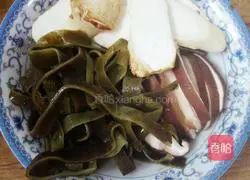 Illustration of how to make spicy rice noodles 3