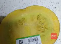 Illustration of how to make pumpkin hair cake 1