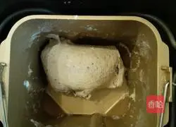 Illustration of how to make homemade low-sugar ten-grain rice steamed buns with bread machine 4