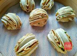 Illustration of how to make sesame rolls 20