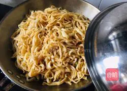 Illustration of how to make mutton braised noodles 12