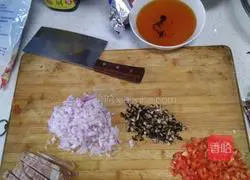 Illustration of how to make homemade cheese baked rice 1