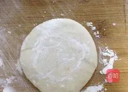 Illustration of how to make simple leek box 8