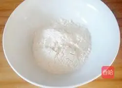 Illustration of how to make a willow leaf box 2