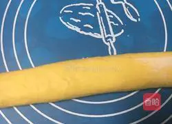 Pumpkin Butterfly Roll Recipe Illustration 6