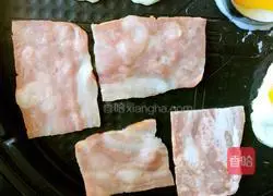 Illustration of how to make bacon burger 4