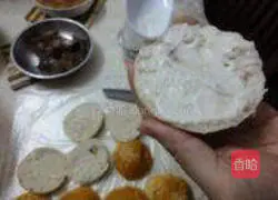 Illustration of how to make burgers 7