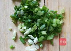 Illustration of how to make rice noodles with mushroom and soybean sauce 4