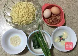 Cold noodles with cold egg shreds Illustration of how to do it 1